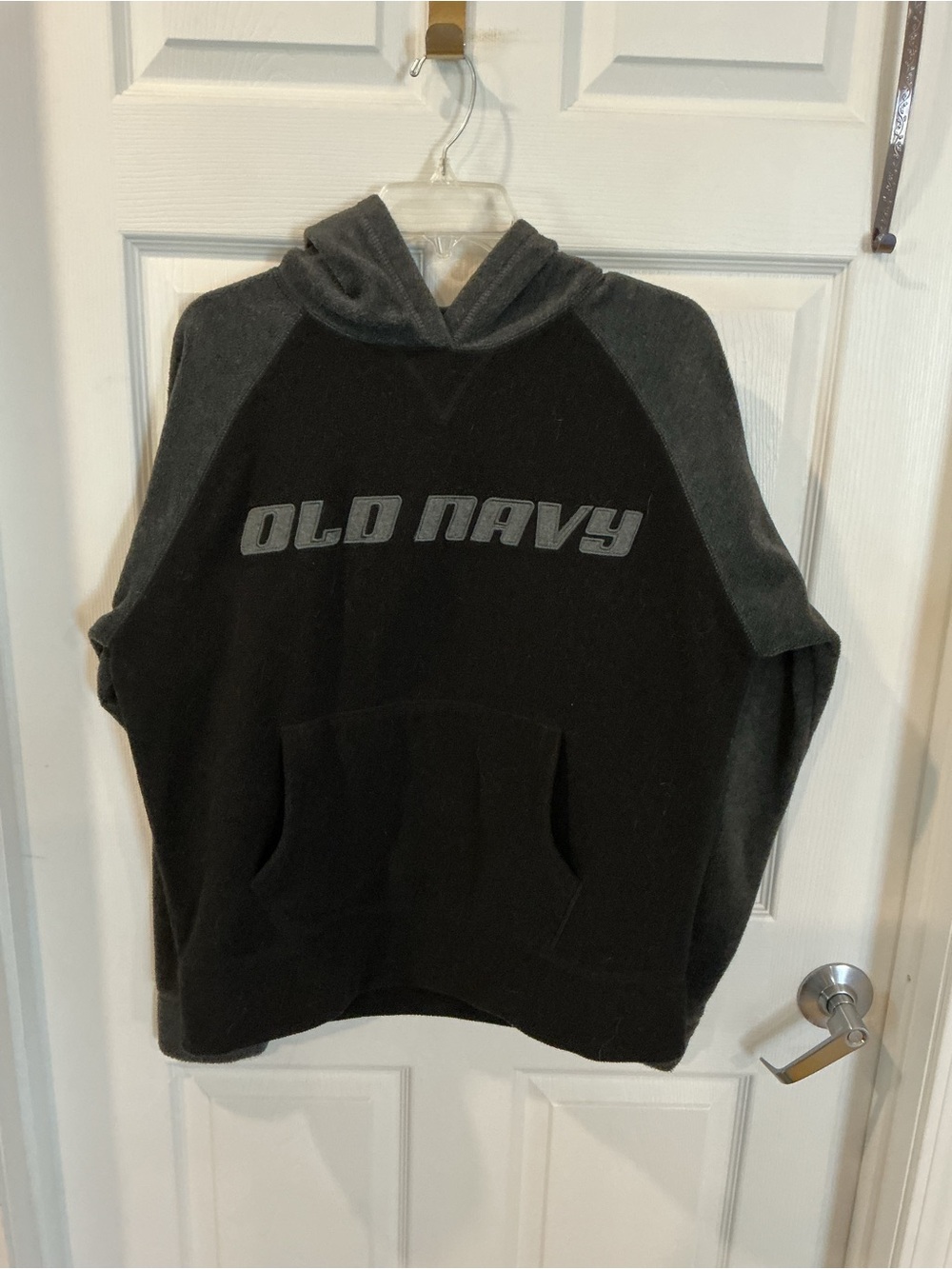 Old Navy Black and Charcoal Men's Pullover Hoodie